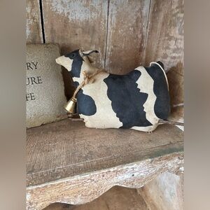 Handcrafted Primitive Cow Jumped Over The Moon Stuffed Figurine NEW!